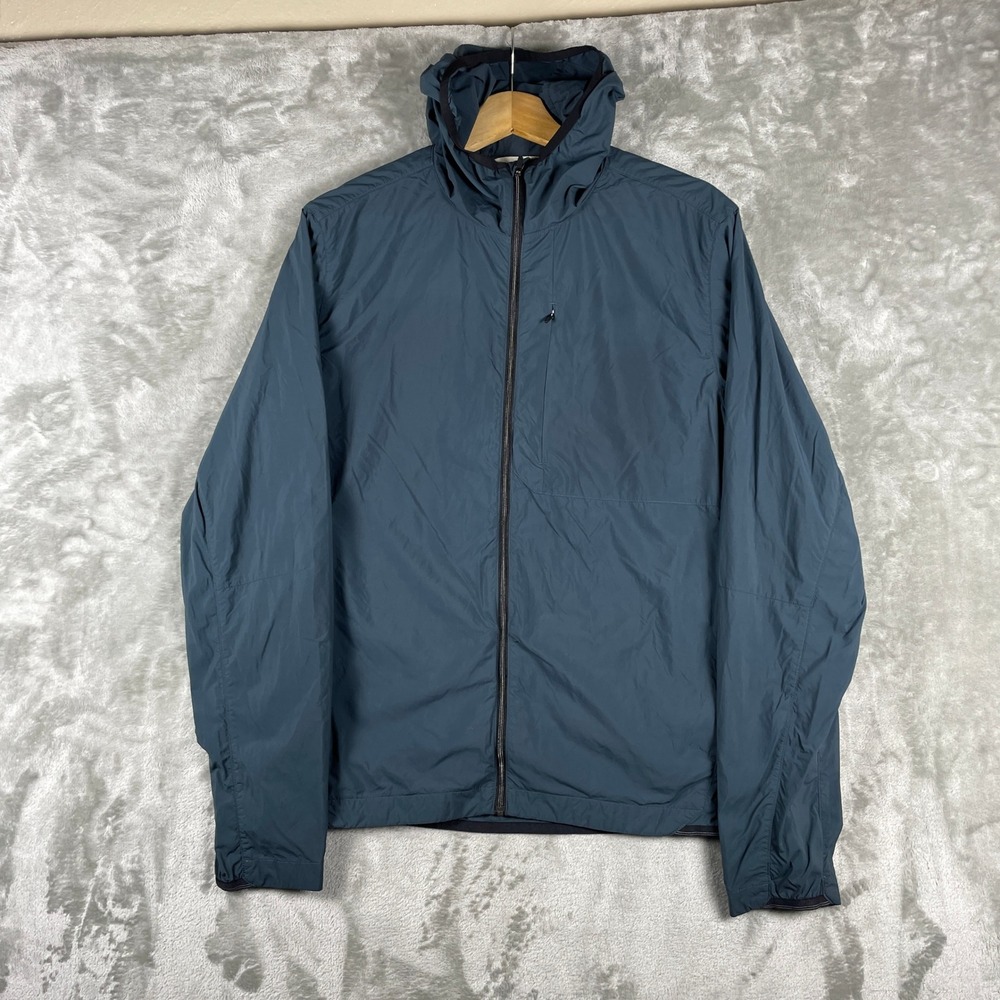 Vuori Daybreak Windbreaker Jacket Mens M Blue V572 Full Zip Hooded Outdoor